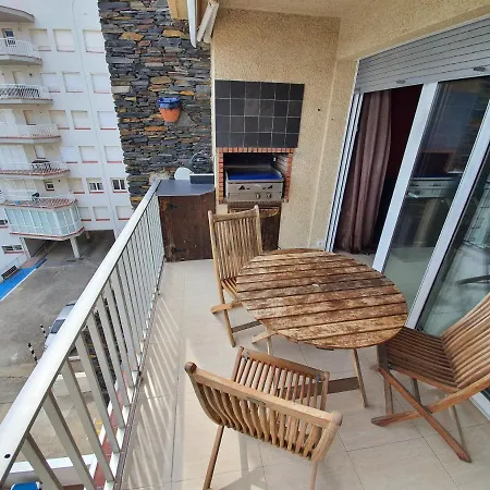 Apartamento Canyelles Beach *